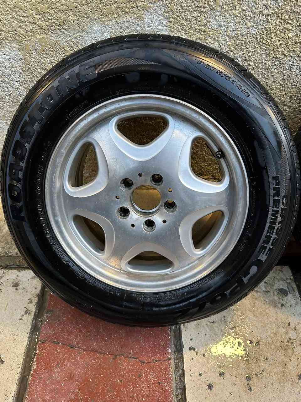 السلام عليكم
ويل كب مرسيدس شبح أصلي موديل 1998
تخم، لا فطر، لا تصليح، لا اعوجاج
ويا تايرات مستعملة
وبي حساس ضغط الإطارات (مال بنجر)
السعر 300 الف وبي مجال
الاستفسار خاص


**إذا كنت صاحب هذا الإعلان وتريد حذفه لأي سبب، رجاءا أرسل رسالة إلى الدعم الفني**