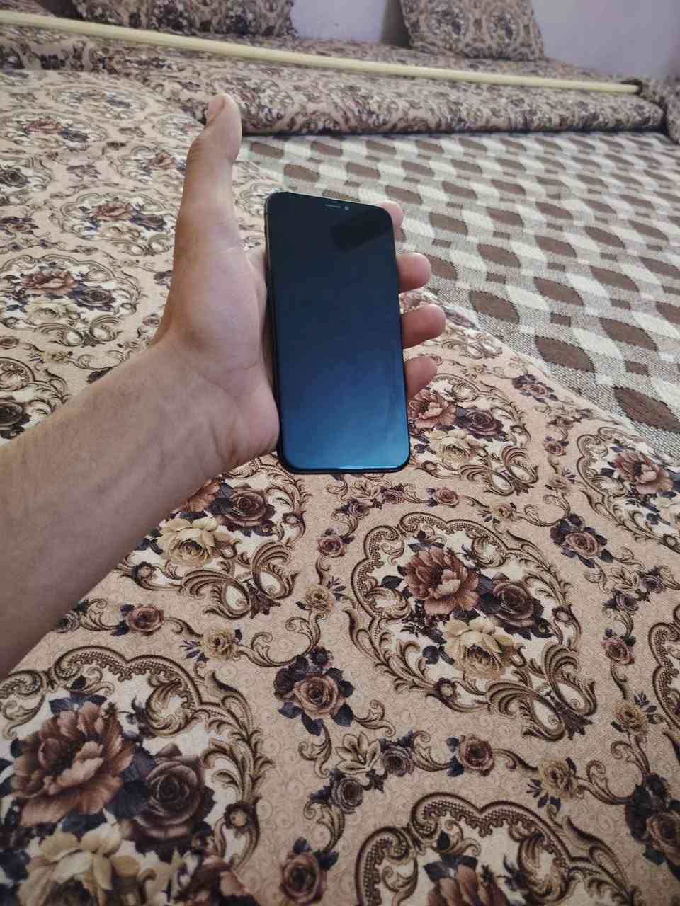 للبيع أو المراوس: آيفون X لقطة! 📱🔥
✅ الذاكرة: 64 جيجابايت
✅ البطارية: 100% (مبدلة أصلي وكالة) 🔋
✅ الشاشة: مبدلة أصلي (ألوان ووضوح ممتاز) ✨
⚠️ الملاحظات: الظهر مكسور (ما يأثر على الأداء ويختفي بالكفر) 🛠️

🔄 متاح للمراوس حسب القناعة.
💰 السعر نقدًا: 90 ألف دينار (قفل نهائي) 🔒
📍 الموقع: الموصل - الجانب الأيسر - كوكجلي 📍


**إذا كنت صاحب هذا الإعلان وتريد حذفه لأي سبب، رجاءا أرسل رسالة إلى الدعم الفني**