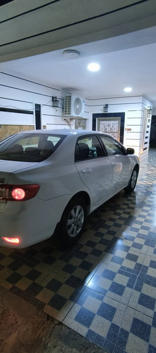 للبيع كورلا 2011الشركه العامه السياره نضيفه كلش احلى من لصور كير كفاله السياره كفاله ما مفتوح بيه برغير كلشي على وضع الشركه بس بيه براس الجاملغ الامامي بارد بكد الشبر بدون قطره صبغ  سنويه جديه باسمي تحويل ثاني يوم السياره جاهزه من كلشي تخم تاير جديد بعده صدر امامي وخلفي كله وكاله السعر 135وبيه مجال حك لجيه السياره بالانبار بالخالديه التواصل واتساب ***********
