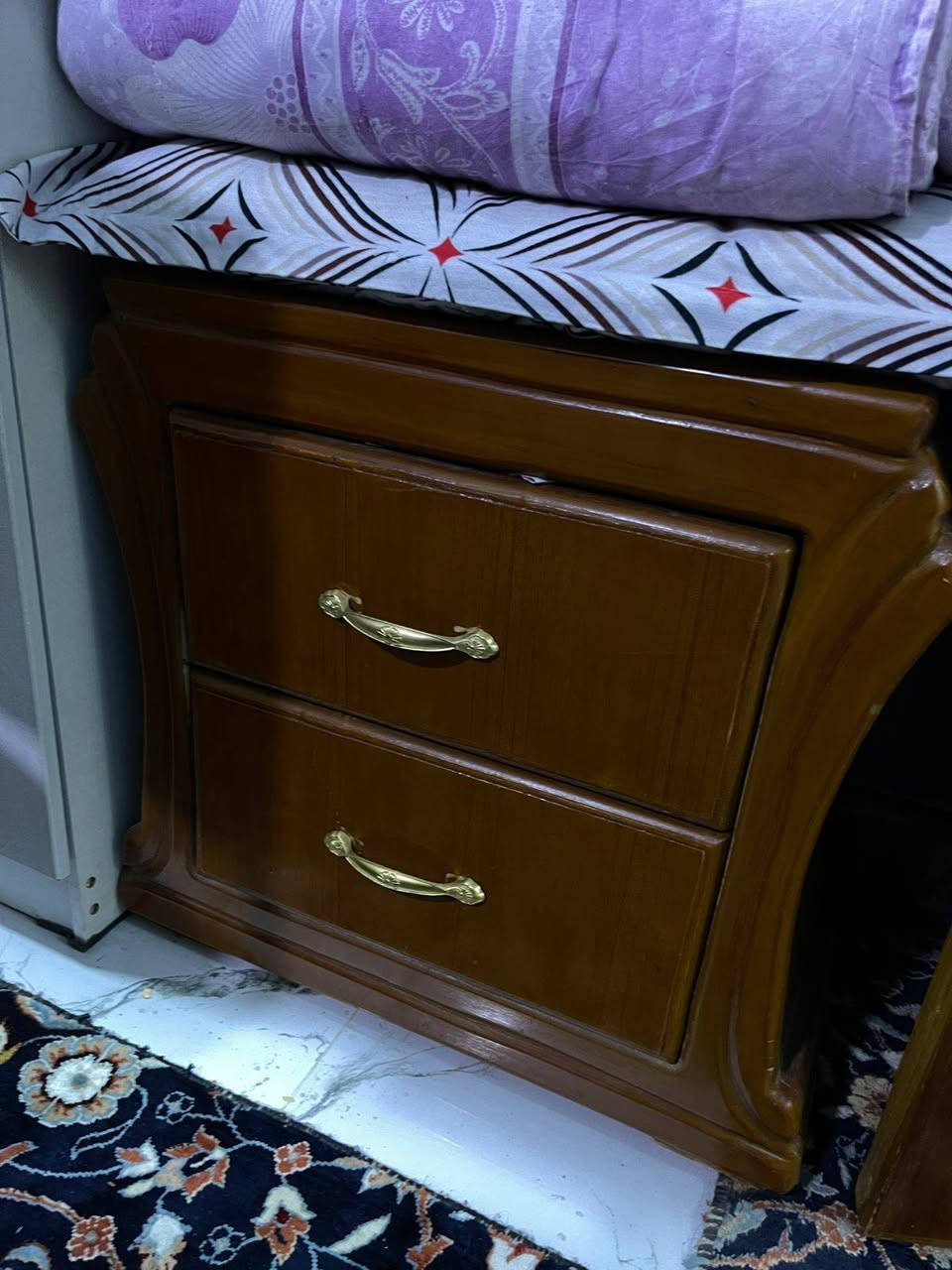 غرفه نوم اخشاب صاج نظيفه  حتى المنضد  ويا


**إذا كنت صاحب هذا الإعلان وتريد حذفه لأي سبب، رجاءا أرسل رسالة إلى الدعم الفني**