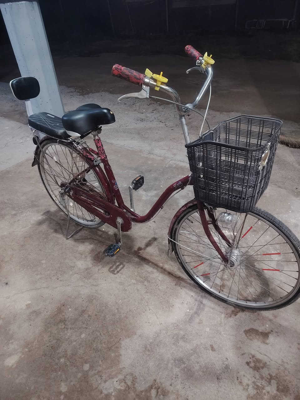 السلام عليكم
بايسكل للبيع  نضيف حيل
السعر 75 وبيه مجال
مكان بابل جبله
رقم ***********
او مراسله الصفحه
