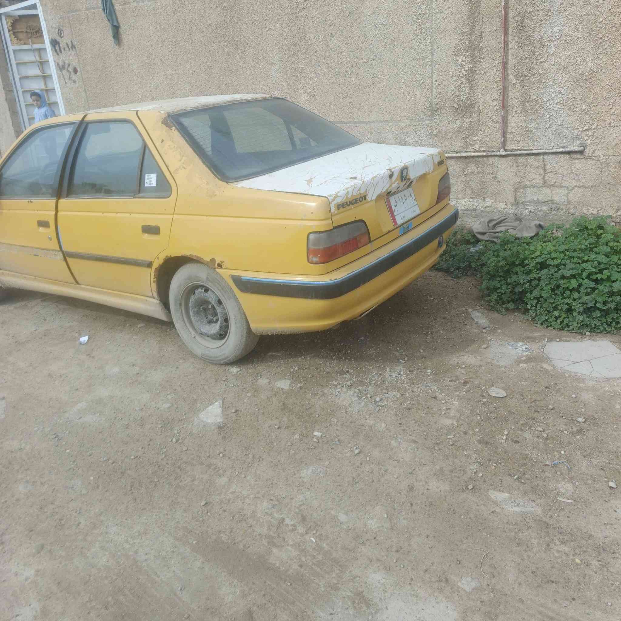 سلام عليكن من رخصت مدير الكروب بارص 2010سيارة خير من الله مكينة وكير وصدر كلة جديد راعيهة ظيعت رقمة بيتهم بشعب عدي مستمسكاته سنوية ل2020غرامات ماعيهة هية عليهة 700يعني لياخذهة يروح لراعيهة وبل عافية علي اني ابيع كوم حديدسعر 17 ***********
