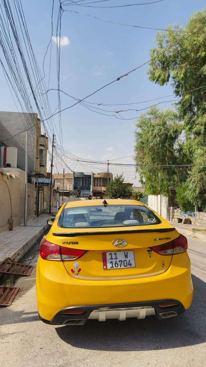 السلام وعليكم الإنترة للبيع
السيارة ما بيها نقطة ضرر السيارة تخبل
مديل 12
كير ومحرك شرط 
شرط التحويل السعر 95 وبيها مجال 
مكان الموصل حي الميثاق
***********
