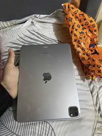 ايباد m2 • ٢٥٦ • بطارية ٨٣