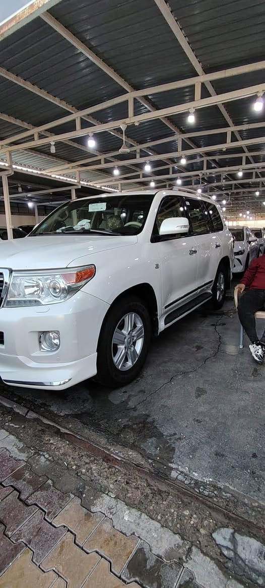 لاند كروزر ٢٠٠١١ ستينيه سعودي كفاله عامه عدا الدعاميات تحديث  كشنات بقلاوه جلد كامره بصمه تخم تاير حداديه جديده ماشيه ٣٠٠ الف مكينه ٦ مكفوله السعر ٣٣٠ وبيها مجال العنوان واسط تشغيل عن بعد بدون امراوس موبايل ***********
