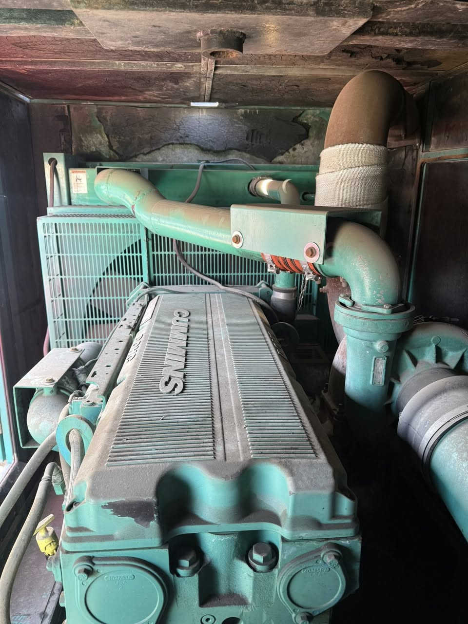 سلام عليكم 
للبيع مولده كمنز (QSX15) امريكي 
ستندر ما مفتوح بلادي اخو زيرؤ 
توليد لوري سمر  بلادي (500) كيفي
العنوان أربيل // استفسار واتساب 
*********** / ***********
توصيل لجميع محافظات العراق موجود
