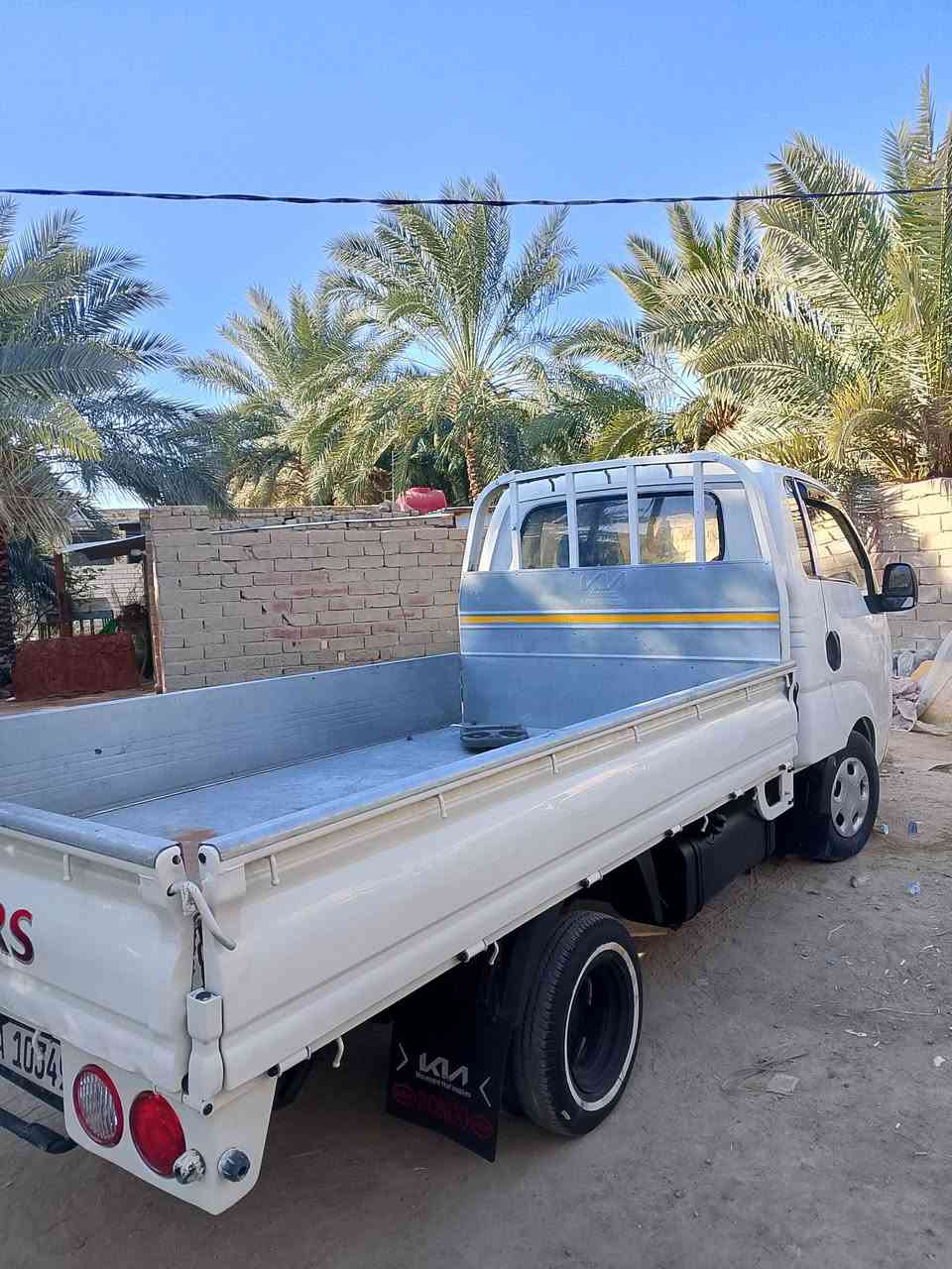 سلا عليكم كيه مفتوح مديل 14
علبلاد سياره حلوه مال جناي فقط بيه رشات بدوس 
وبلبدي لباب لخير لجماليه مكينه كير طخم تاير 
حداديه كهربايات سنويه 30 تحويل مباشر 
كله علشرط اذا ختلف الحجي كروتك عليه 
رقم ذي قار دولي سعر 86وبيه مجال 
عنوان ذي قار. كرمت بني سعيد 
***********
