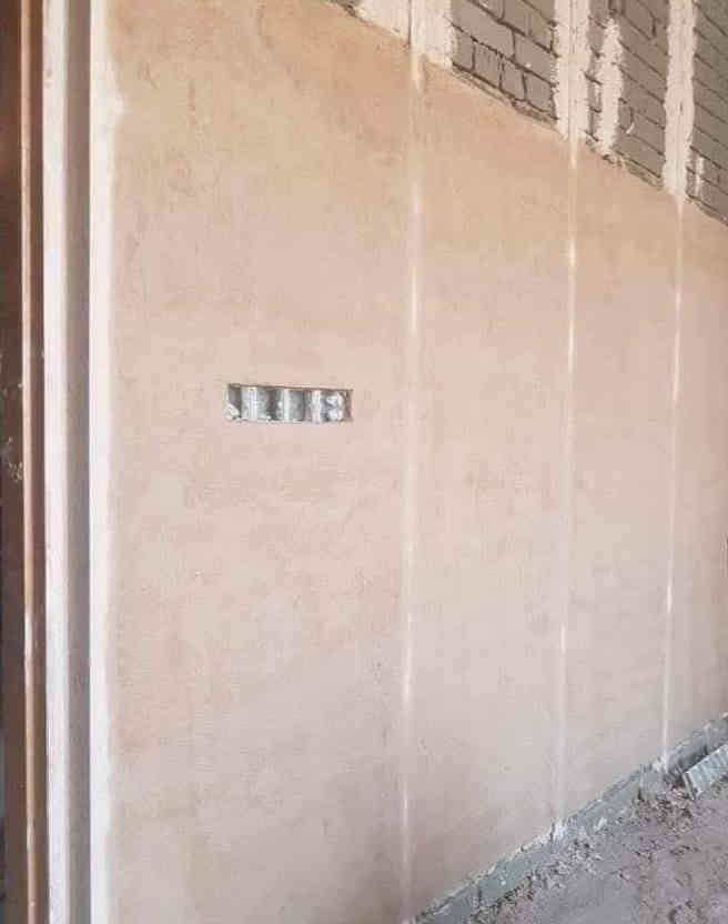 سلام عليكم بناسبه امطار ورطوبه قويه خلفه متفرّغ لبخ جص بورك تشميع اصعد ارتفاع وسعر مناسب رقمي ***********
