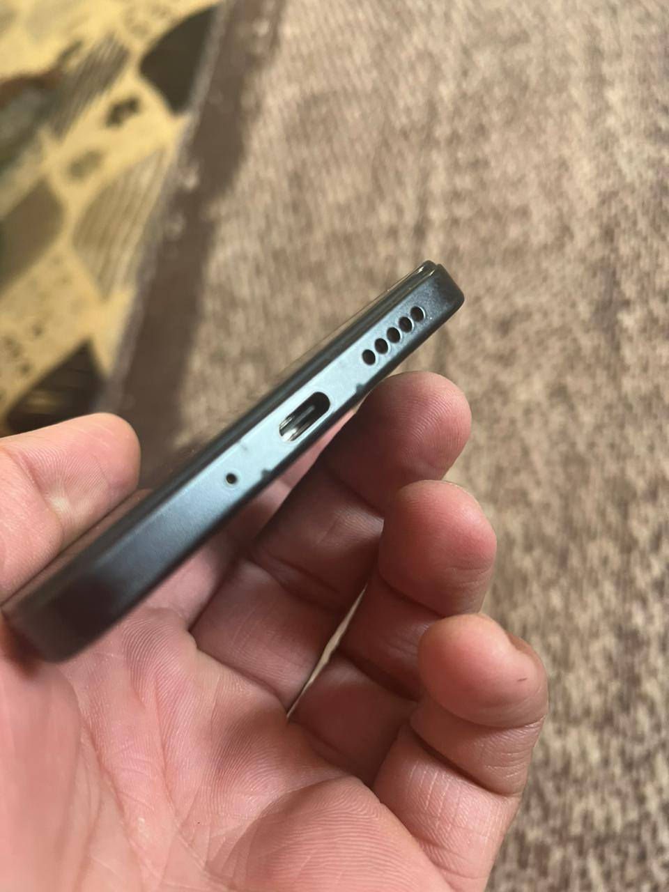 سلام عليكم بوكو c75ذاكره 256 تليفون استعمال قليل جديد ملحقاته شاحنه 70واط ببجي 60فريم شحنه يخبل مكاني شطره  سعره 225وبيه مجال قليل أو مرراوس رقمي ***********
