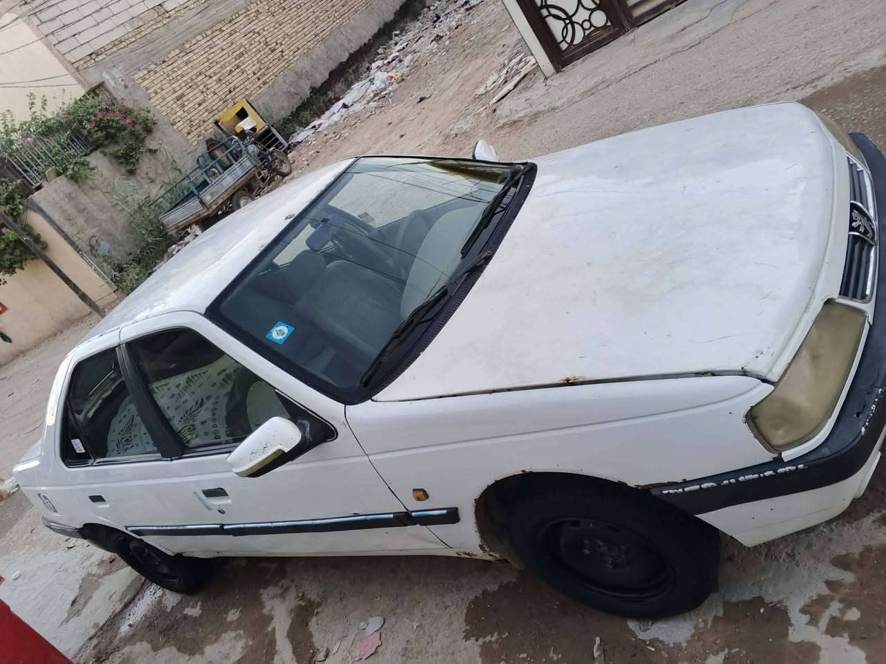 سلام عليكم بيجو ٤٠٥ للبيع رقم نجف نكليزي بسمي مداور ثاني يوم سنويه نهايت ٢٠٢٧ مديل ٩ هزه جديده سنتر لوك داخل بيجي دمام بلجنطه تخم تاير جديد كير مكينه مكفولات سياره مابيه ضربه قويه سعر ٢٨ وبيه مجال قليل مكاني نجف سايدين المطار استفسار أكثر اتصل ***********

