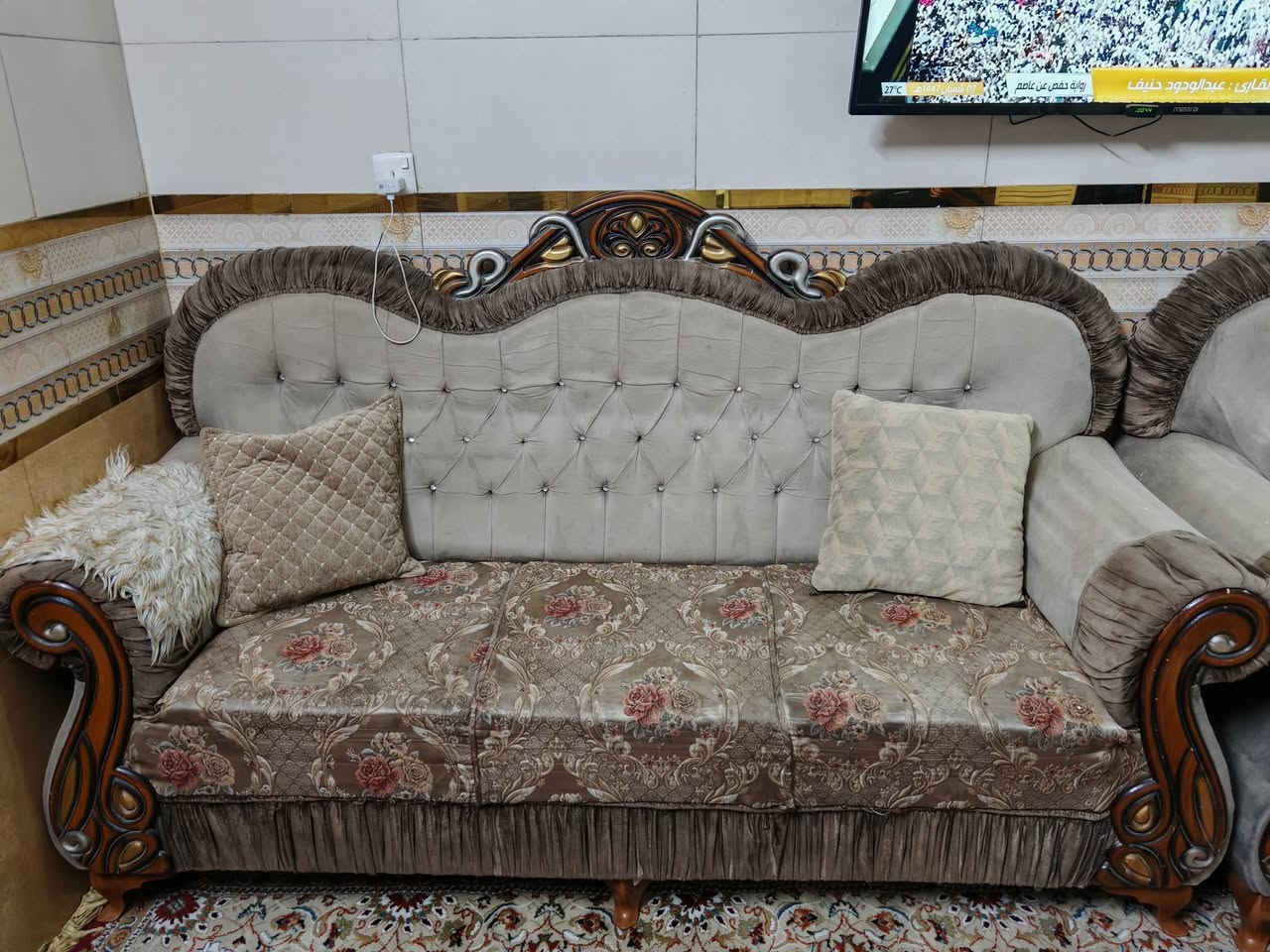 عندي تخم8 مقاعد للبيع
السعر بليرضي بي الله 
مكاني بغداد الحرية


**إذا كنت صاحب هذا الإعلان وتريد حذفه لأي سبب، رجاءا أرسل رسالة إلى الدعم الفني**