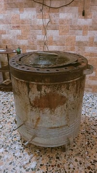 تنور • بحاجة لحام • للبيع