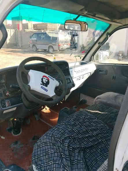 سلام عليكم سياره فتون مديل10 مكينه كير كسل خير من الله تخم تاير حدايه جديده غرفته حلوه بيع بس مكلتبه  رقم الهاتف ‏‪0787 623 7962‬‏ سعر 20
