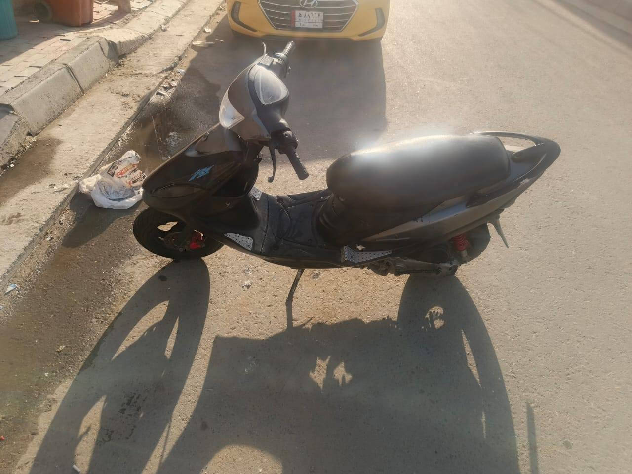 ماكس عدلة
بوشة 49
شغالة هندر
 ونكره سلف
دراجة حلوة يرادلها كفرات بس
سعرها 350 مكاني كربلاء
***********
