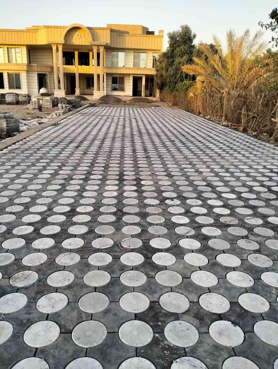 كادر متخصص خلفات مقرنص مع بناء وتفليس كرسته وعمل للاستفسار اتصال او واتس اب  ***********
