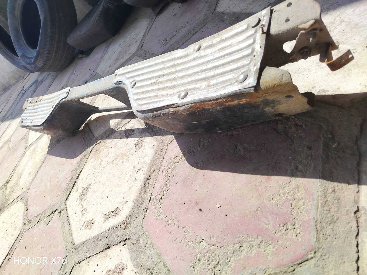 السلام عليكم من رخصت الادمن بوب صفحت اليمنه وقاعده اسبير وكسل وكميريس ودرع ودعاميه خلفيه وكاردن لوكير وكشنات خلفيه مكان بابل الحمزه الغربي للبيع ***********
