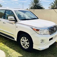 لبيع لاندكروز موديل 2010   السياره كلش حلوه رقم بغداد بسمي تحويل مباشر...