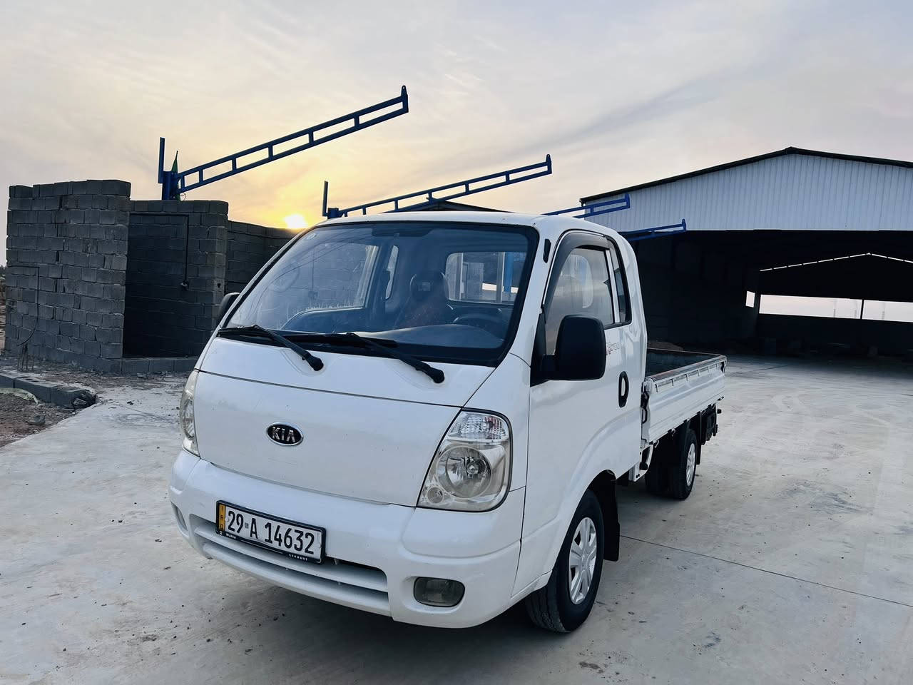 كيا 2012 مكفوله
رقم واسط تحويل سياره جاهزه
محرك كير تخم تاير
السعر 93وبيه مجال 
المكان واسط الزبيديه
***********
