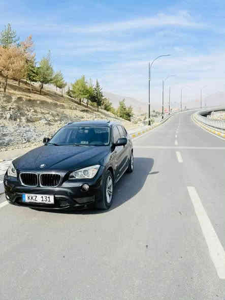 BMW X1 فول فول مؤديل 2012  4 پستني تؤربؤ  منئفئست تسديق يئك پارجه بؤياخ بئ ژورئ بئ ئيرباك نمونه يه له جواني هه مو گياني به شه رت زؤر زؤر به قوه ته سحر 90 محامله شوئن سؤران گؤرينه وه ش ده كه ين به شتئك به دلم بئ 
*********** سوران
