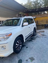 لاندكروز • 2012 • مكينة 6