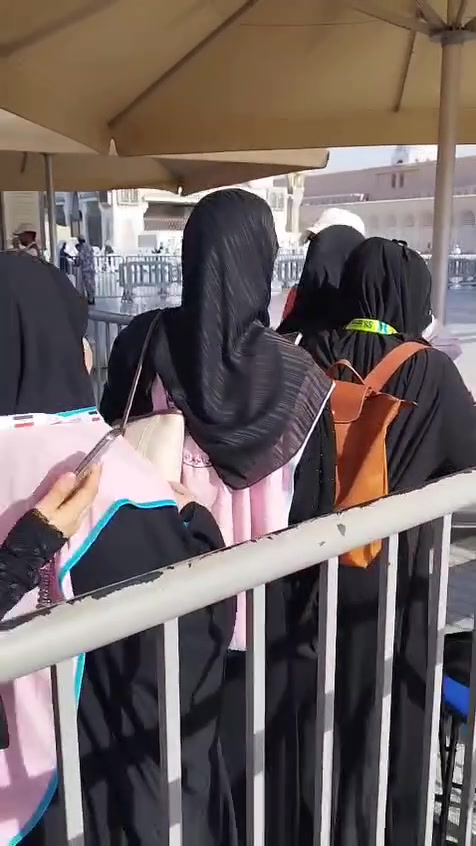 بفضل الله تم دخول حملة السيسبان للرجال والنساء إلى الروضه النبويه الشريفه 
الحمله القادمه بعد الاربعين حملة وفاة النبي صلى الله عليه و آله و سلم 
احجز مقعدك من الآن 
***********
***********
