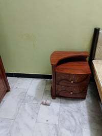 غرفة اخشاب نظيفه بدون جربايه قيم واخذه شموخ  وهاذه رقمي بي وات ساب 078...