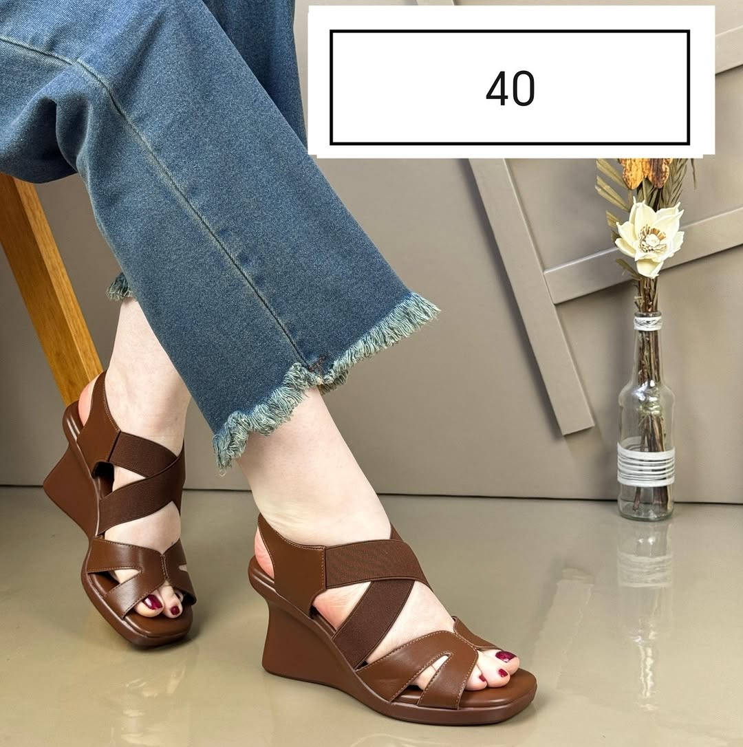القياسات داخل الصور
اواخر القطع تخفيض 50 %
...
للحجز وتساب : ***********
