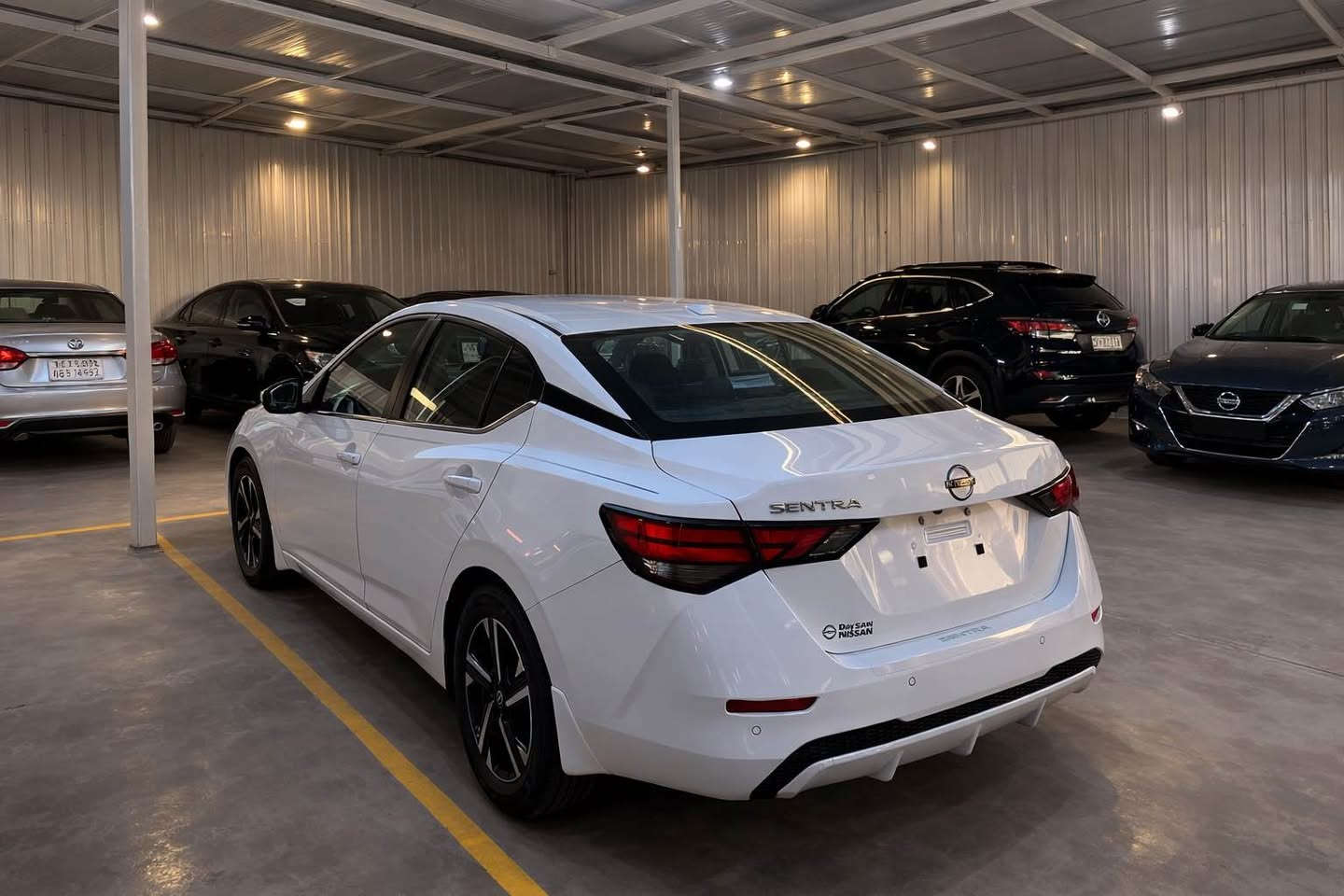 نیسان سنترا ٢٠٢٤ مواسەفات SV 
سەیارەکە بێ سبوغه چاملغى پشتەوەی PDR 
پێش کەپسە و هیچ ئێرباگەکی نەتەقیە 
رادار و بەردی گزۆز بەشەرت 
هیچ نوقستانیەکی نیە بەشەرتی سۆنەر 
٢٨ مایل رۆیشتیە گێر و مەکینە و کارەبایاتی بەشەرت 
سعری ١٤٥$ مەجالی تێدایە
بۆزانیاری زیاتر پەیوەندی بکە بە ژمارە 
***********
WhatsApp + viber أربيل, العراق
