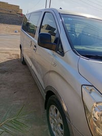 ستاراكس فان • ٢٠١٠ • بصره