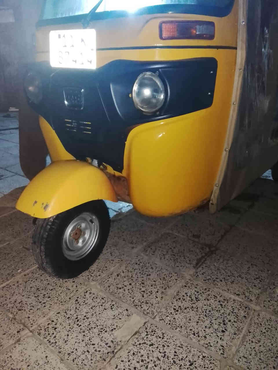 سلام عليكم تكتك للبيع موديل 19شهر 3الوجبه الوله تكتك خير من الله كامله من كلشي معمر دوسات ومصبوقه عام رقم وسنويه بسمي المكان الحسينيه المعامل ***********
