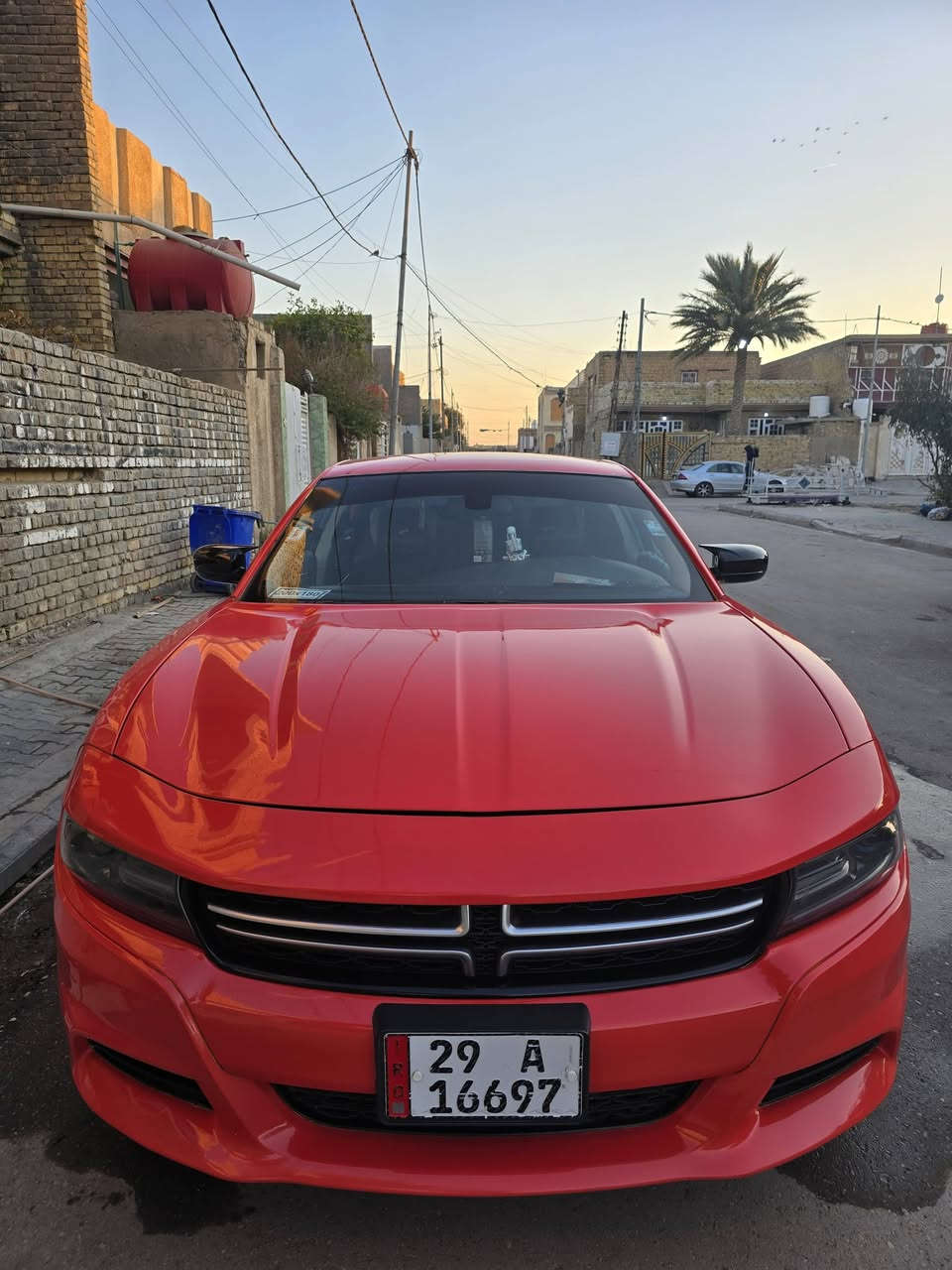 السلام عليكم
دوج جارجر 
موديل 2015 اصل 
رقم واسط أجرة بسمي
تخم تاير جديد
تبريد ثلج
تدفئه شغاله
مكينه وكير مكفولات
محرك 3.600 جديد هستوني شديته مال 2018
منضومه التبريد كلها جديده
منضومه المي جديد
باتري جديد 
السياره جديده كل نقص ما بيها //عنوان الكوت         *********** /
