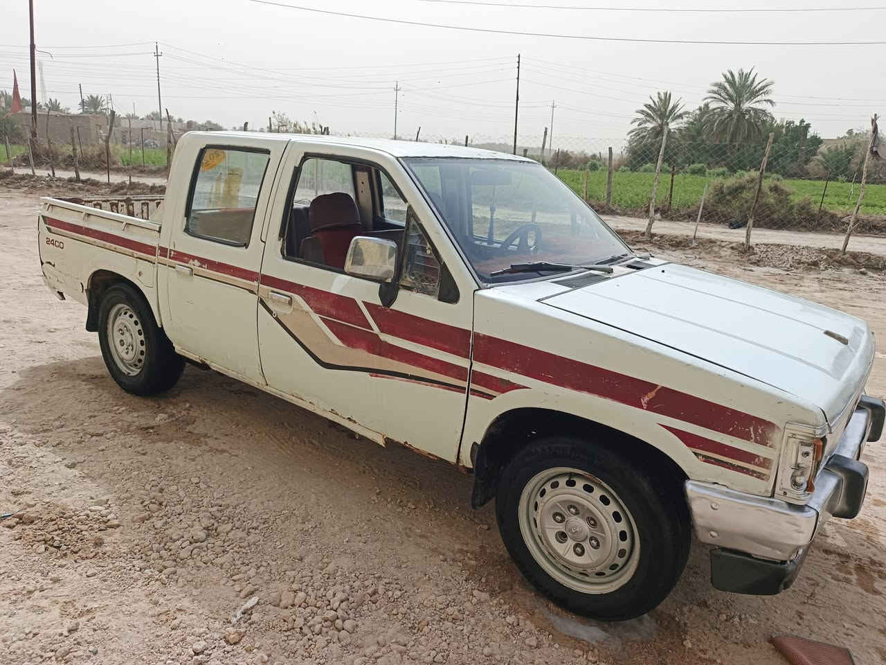 نيسان للبيع موديل 88 كير او مكينه بلاد شرط تخم تاير او ويل حداديه زينه تحويل ثاني يوم دواخل توني مدوشم سعر 35 ***********
