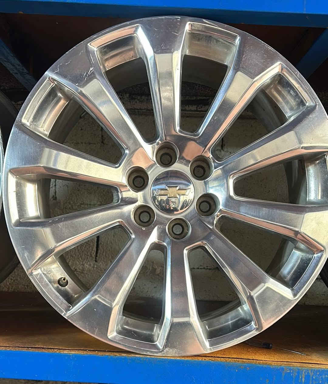 سلام عليكم شباب وجبه جديده ويل كب اصلي زيرو حجم 22 موجود في محل عقيل المرياني العنوان بغداد كسره وعطش (***********)
