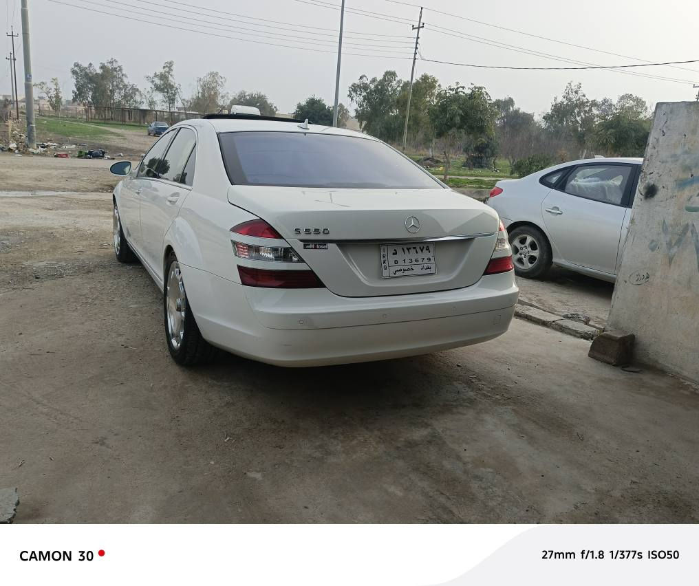 مارسيد S 550
2009
ساغ ساغ
فول فول 
٤ دةركاي سحب
بسمة سلايد
كامل جامةكاني بؤلؤرايزة بيلاد
فول فول مواسفاتة 
بي زةربة بيشو بشت كةبس 
٢ بارجةي بؤياغ بي ناوكرتن
كيرومكينة تةقةرةقة بةشةرت 
*********** كيفري, ديالى
