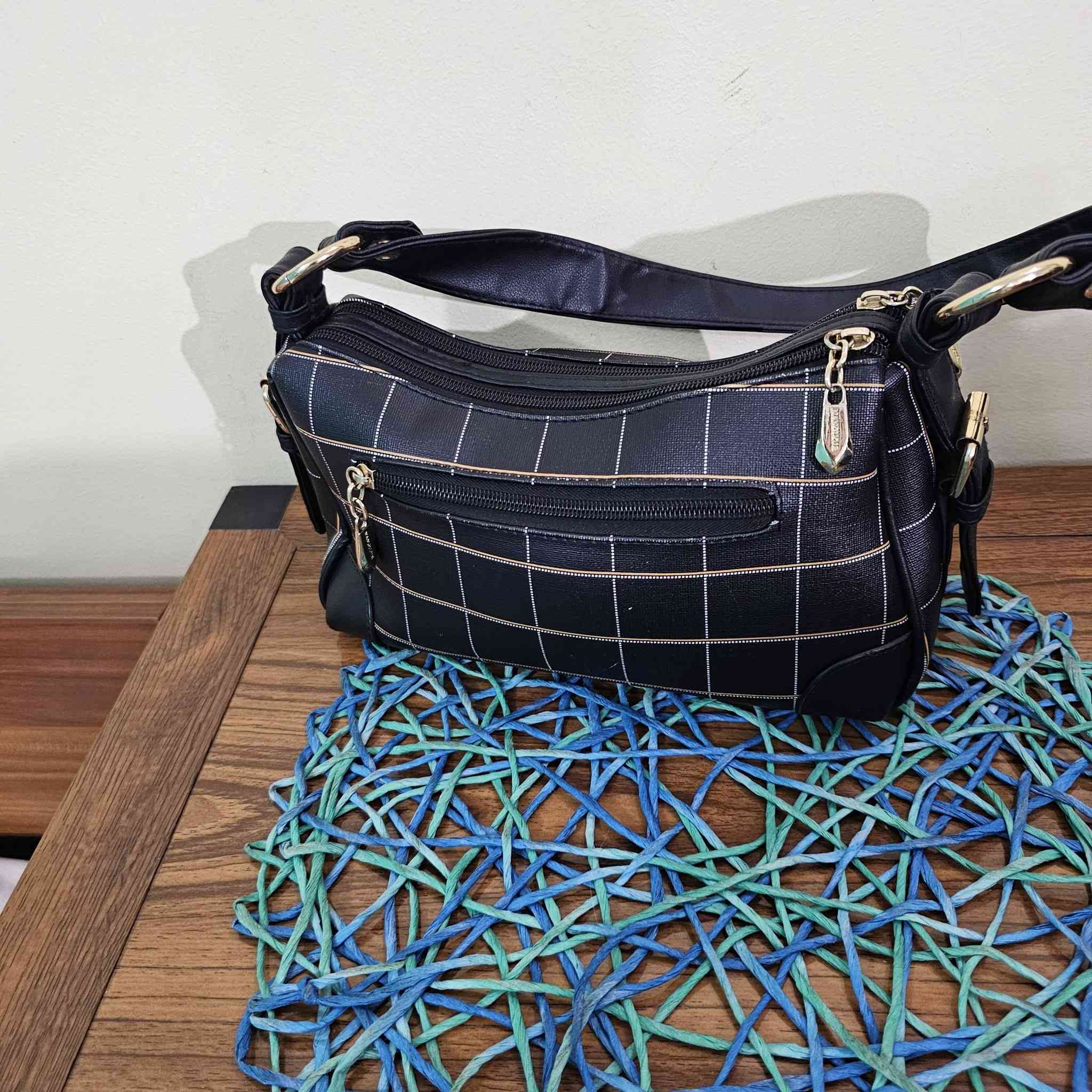 للبيع
مكان الشعب


**إذا كنت صاحب هذا الإعلان وتريد حذفه لأي سبب، رجاءا أرسل رسالة إلى الدعم الفني**