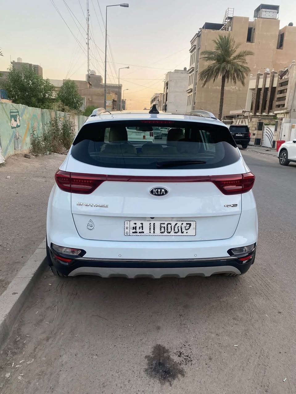 من رخصة الاخوه اعضاء الكروب سبورتج٢٠٢١ جي تي لاين خليجي فول مواصفات بانوراما بصمه تشغيل عن بعد مري شفط ترحيب كراسي جلدكهرباء لدنهاري اوتوهولد وباقي المراصفات للجيتي لاين ماشيه ٦٣٠٠ بيها بارد اقل شبر جاملغ خلفي ورصعه قليله بالباب الخلفي  سياره كامله السعر المطلوب ٢٢٠٠٠ مكاني بغداد زيونه باسمي السياره


**إذا كنت صاحب هذا الإعلان وتريد حذفه لأي سبب، رجاءا أرسل رسالة إلى الدعم الفني**