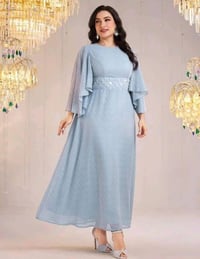 شلعة شي ان • ١٠٠ قطعة • فساتين وجينزات