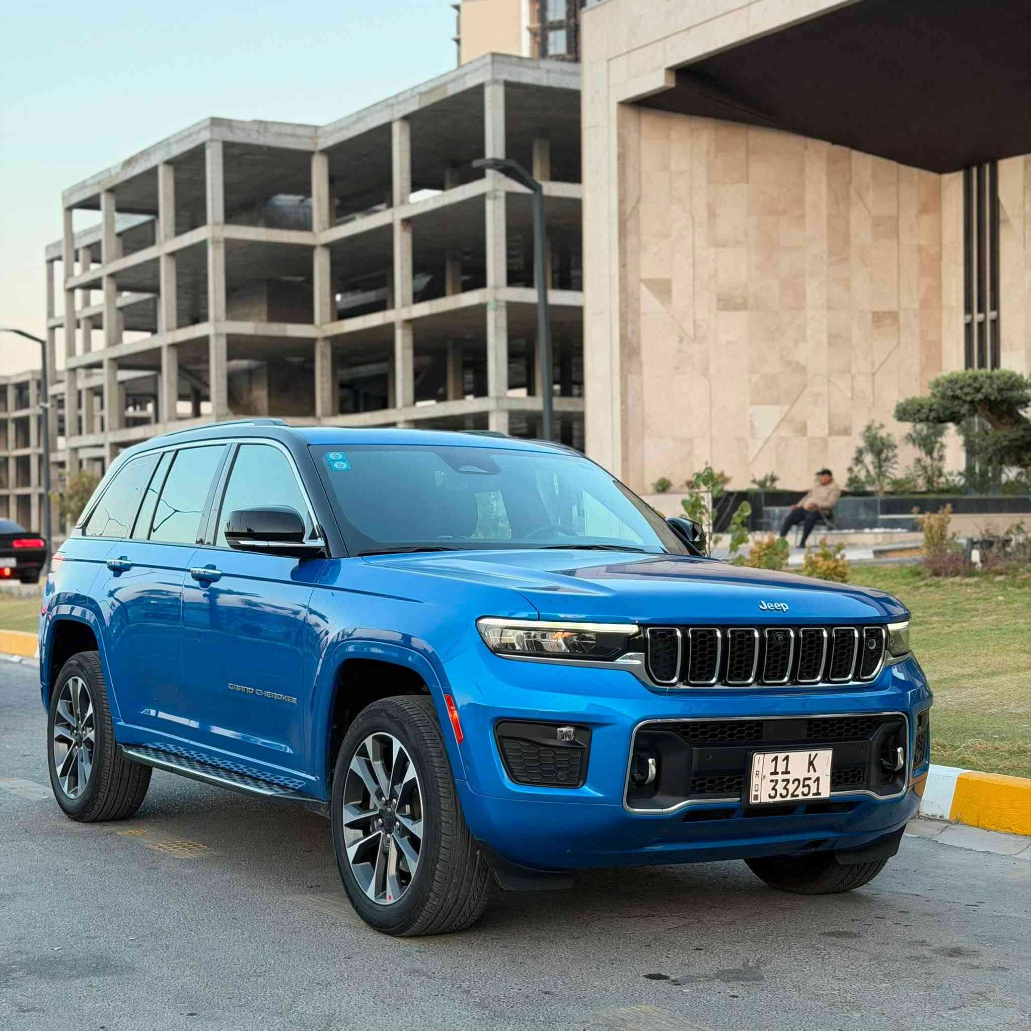جيب أوفر لاند 2023  خليجي مكفوله كفاله عامه 
وكاله هارلم 
مغلفة ppf كريستال
حجم المحرك V6 3.6L 
مااشيه 46 الف
رقم بغداد تحويل ثاني يوم
اللون ازرق مميز
داتا شوو
لون الداخل اسود 
مفتاح التشغيل بصمة 
تشغيل عن بعد 
بانوراما
جكات
فتح الصندوق كهرباء او تمرير قدم
 دفع رباعي 4WD
اريل نفكيتر 
رادار 
مانع تصادم
 تحديد المسار
نظام الرؤية الليلية
مستشعر نوم السائق مع نظام توقف آلي
أوتو بريك
حساسات أمامية
حساسات خلفية 
لايت زينون + LED 
كشافات 
بك لايت LED 
/ جكات 
ويل كب 20
4 دسك
حساسات ضغط الاطارات 
اشارة في المرايا الجانبية 
المرايا قابلة للطي كهرباء 
النقطة العمياء
كير ماوس 
هاند بريك كهرباء 
دشبول شاشة ديجيتال 
شاشة Apple Car play 
كاميرا دوارة 
4 كاميرات
ناره الداخلية LED 
مقود جلد حياكة  
شفتات مقود 
مثبت السرعة Cruise 
المودات والاوامر الصوتية 
شاحن هاتف Wireless 
مخرج منفذ الطاقة 
فحص نظام السيارة 
تتسع المقصورة ل 5 ركاب
المقاعد جلد 
المقاعد الامامية كهرباء 
تدفئة وتبريد المقاعد الأمامية  
ذاكرة وضعيات الجلوس للمقاعد الأمامية
مساج الكراسي الامامية
مثبت مقعد الأطفال ISOFIX 
تبريد شاشة مناخين منفصلين 
قطعتين تبريد 
نظام مانع الانزلاق  
حاملات الأكواب 
تطعيم الدواخل ألمنيوم 
وبعد بيها مواصفات  
السعر 41000$ 
مكان السيارة بغداد البياع 
رقم الهاتف***********
