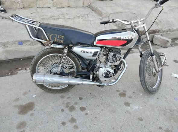 ماطور تايگر
(2019) شرط المكينة نار
الماطور ما بي نقص كلشي 
 وكابريته شرط الأصلية( جديدة)
***********
***********
السعر (200)
