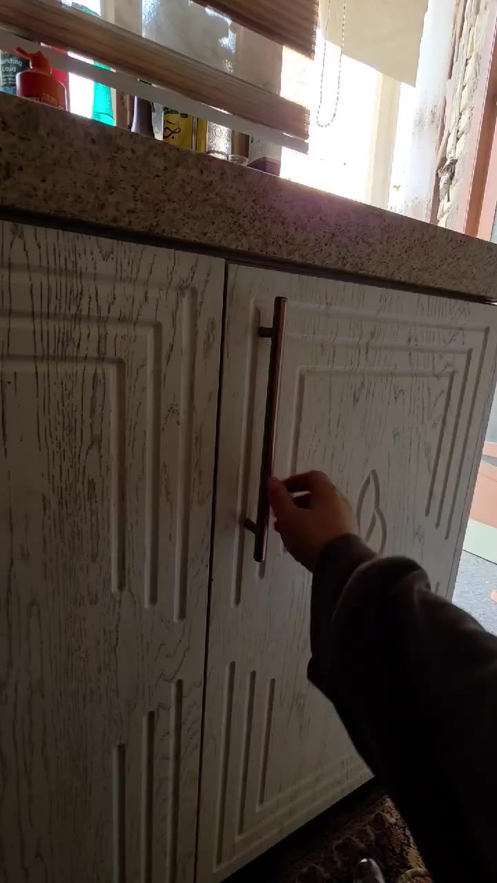 يارزاق ياالله السلام عليكم كاونتر تزكام درجة اولى مابي اي ضرر ويا طباخ داخلي من ضمن الكاونتر جديد مامستعمل نهائي ويا شافطه مامستعمله نهائي وسله داخليه من ضمن الكاونتر مكانه حله حي الصحه بمليون و750وبي مجال مستعجلين بلبيع بسبب النقل وثلاجه ب300بيه مجال


**إذا كنت صاحب هذا الإعلان وتريد حذفه لأي سبب، رجاءا أرسل رسالة إلى الدعم الفني**