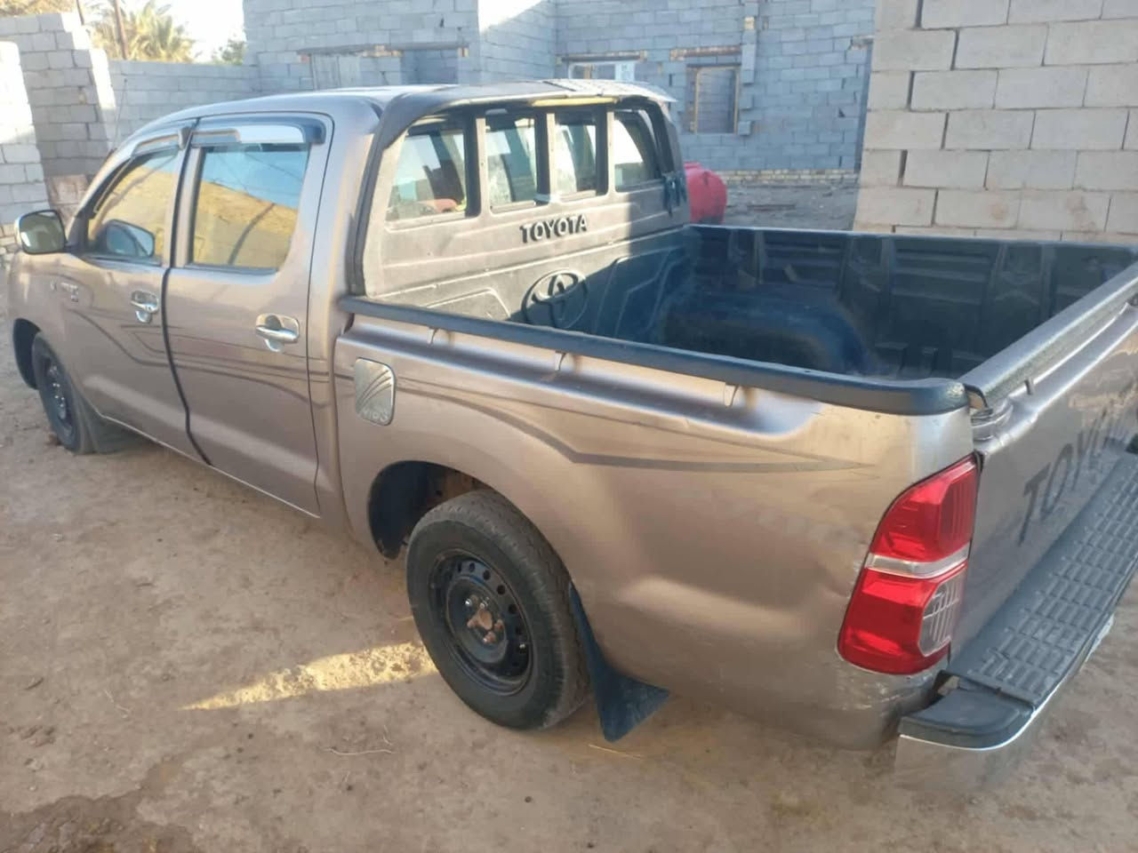 سلام عليكم فلاونزة البيع موديل ٢٠٠٦ كير ومحرك وشاصي ١٩ مكفولات حداده تخم تاير جدد تبريد رقم قادسيه مشروع وطني بسمي
السعر ١١٥ وبيه مجال الشراي/قضاء الرفاعي

***********
***********
***********
