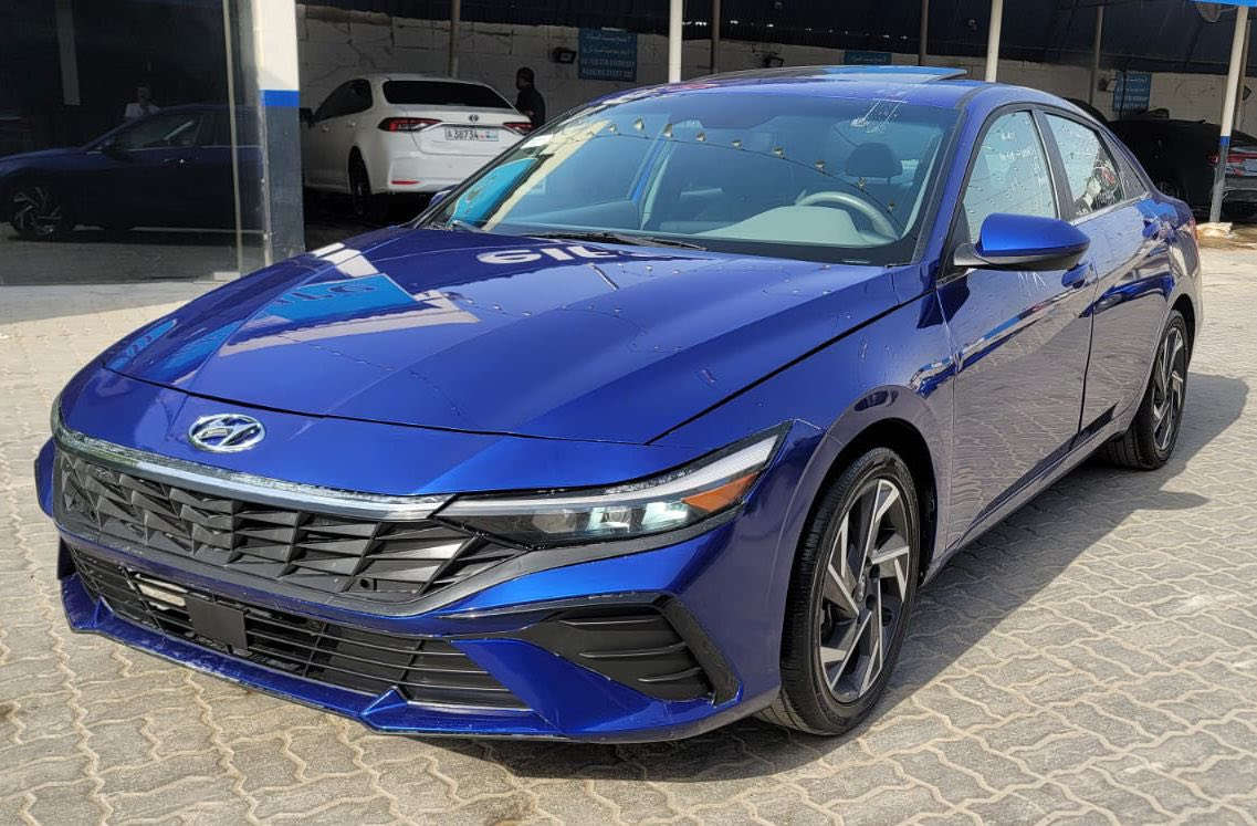 � زبائننا الكرام… مركز المهندس لأستيراد السيارت
🚘 Hyundai Elantra 2025💥

💰 السعر: 110 $ بدون كمرك
🔧 الحالة: مصلحة وجاهزة (الوصول 10 ايام)

💥 فول مواصفات - قطعتين صبغ فقط

✅ بإمكان التخريج بكتاب شهداء (إعفاء من الكمرك لمن لديه كتاب شهداء).

📍 كربلاء - سيف سعد البلديات

📞 للاستفسار:
👤 د. شهيد: ***********

 👇🏼رابط كروب الواتساب 
https://chat.whatsapp.com/G1vHBgZwn280PCMz6HkyiX?mode=gi_t
