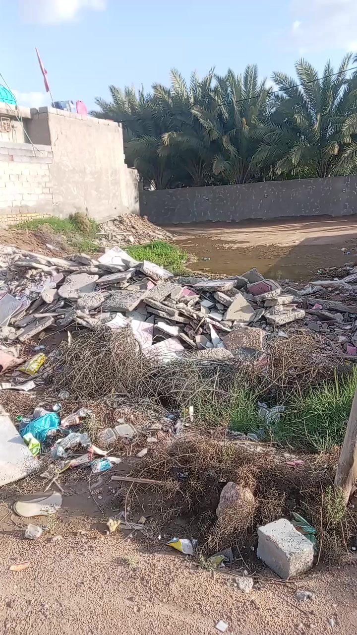 قطعة 200 متر طابو زراعي سند 25 إقرار محكمة طريق طويريج كربلاء قرب صيطرة البراهميه تبعد عن الإمام الحسين ع 5 دقايق متوفر كامل الخدمات تصلح حسينيه اوسكن تبعد عن شارع الزوار مسافه قليله وعن التبليط 30 متر السعر 15 وبيها مجال للاستفسار الاتصال على الرقم ***********
