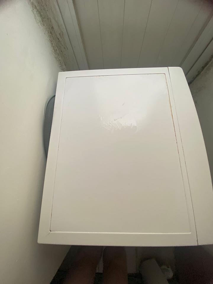 السلام عليكم قيمم ونتفاهم غساله نوع vestel  8 كيلو شغاله ما بيها كل عيب الي تعجبة يتصل ***********
