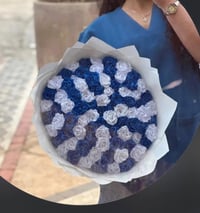 شغل يدوي • ٨١ وردة • هدية تخرج