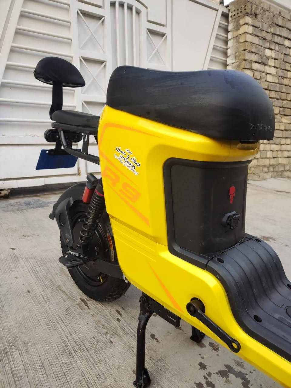 السلام عليكم دراجه R9
الدراجه كلش نضيفه  4نمر  
المكان بغداد الامين ***********
