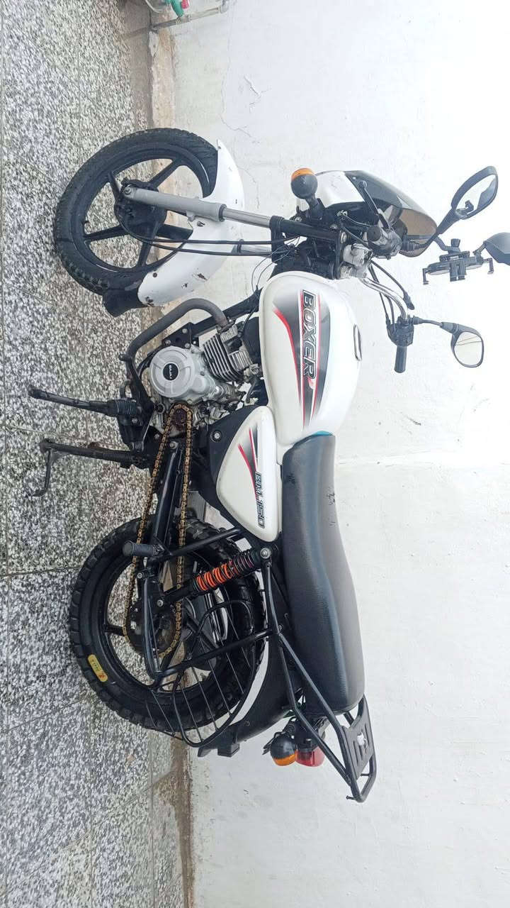 سلام عليكم مره خصة الادمن دراجه بوكسر موديل 19 اوراق كامله كمرك مدفوع دراجه فول خير من الله شلعه ومعدل اينقص مابيه يرادله بس كابريتر وكبل للشارع لين اشويه الكابريت مالته شويه تعبان تاخذه وتطلع كبل للشارع مكان بغداد الشعله سعر 750 وبيه مجال حك. جيه
رقم *********** بي بس واتساب
