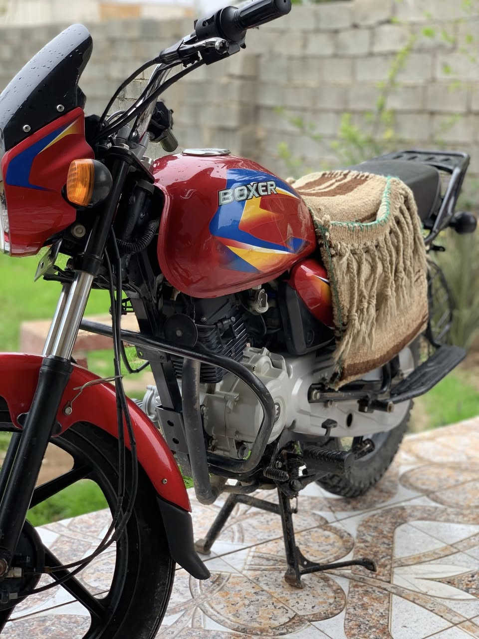 السلام عليكم دراجه بوكسر مديل21دراجهً خير من الله عنوان ديالى تقاطع الوجهيه الشراي ينتصل ويدلل***********
