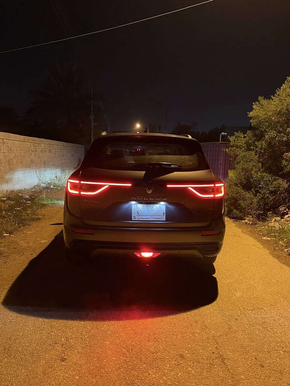 سلام عليكم
رينو كولويس
نص فول 
2023
ماشيه١١٢ الف 
نضافه 95/100
سياره الدعاميه بيه صبغ
مواصفاته
كامرئ 360 
مثبت سرعه 
لايت لد
نظام اقتصادي(يكو)
شاشه
مانع الانزلاق
6 وسادة هوائيه
كامره خلفيه
داش كام الاصليه امامي خلفي +تسجيل صوت بعد 15 متر الوضح التصوير  100/100 

سعره 
175
مجال بسيط 
مكاني بغداد بيع مراوس ماكو مشكله 

سياره مطلوبه بدون تحويل
وكاله عامه. فقط 
***********
