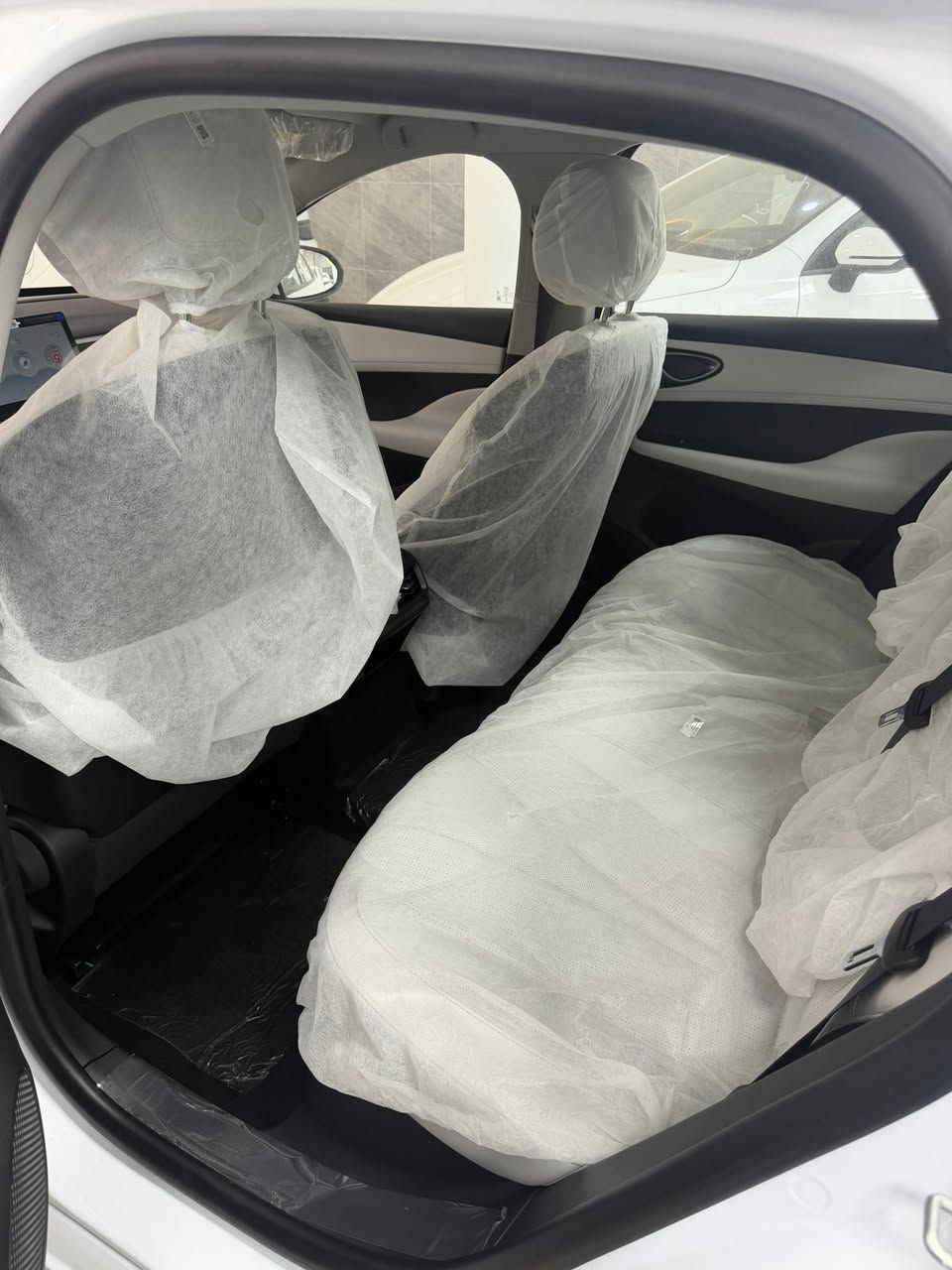 حبايب كلبي اليوم عرض فول الفول 🔥🔥
🔥🔥  18,600,000 🔥🔥 د.ع وتسلم صافي بدون دلالية وبدون كلشي وتدللون دلال 🔥❤️

❤️ 05 BYD SEAl  ❤️  

عرض خاص وسعر بلاش ارخص سعر بالسوك كله 
  🔥 18,600,000 🔥 د. ع وصافي بدون كلشي 

يعلن معرض علي عماد لتجارة السيارات 
عن توفر سيارة بي واي دي سيل 2025 زيرو ❤️
اليكم المواصفات

انتبه السياره : هايبرد & بانزين & كهرباء يعني التفويله الوحده بانزين تمشيك 2100 كيلو
سعه التانكي 65لتر 

حجم المحرك 1.5

شاشه اصليه 

هند بريك كهرباء

دشبول شاشه ديجيتال

اوتو هولد

تشغيل عن بعد تحكمات مقود

اوامر صوتيه

منفذ طاقه

منافذ شحن

مقود جلد حياكه

دخول ذكي

3 وضعيات قيادة

اشاير بل مري

تتسع المقصورة ل 5 ركاب

المقاعد جلد

اناره داخليه LED

لد امامي LED

‏LED بك لايت

قطعتين تبريد 

مثبت سرعة

حجم الاطار 16

مانع تزحلق

شاحنه خلفية

كير كرستال

البطاريه ليثيوم الاقوى والاطول عمرا في عالم الهايبرد ملاحضه: جميع العده مالته موجوده 
السعر 💵💵  18,600,000  💵💵 مليون دينار عراقي 
وصافي بدون دلالية وبدون كلشي  وتدللون علينه 
________________________________
أوقات الدوام من 11 صباحا الى 8 ليلا 
_________________________________

العنوان بغداد - الكراده - قرب ساحه كهرمانه 
☎️ للاتصال 
جعفر : ***********
ملاحضه : نضام نقد فقط
